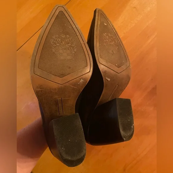 Vince Camuto “Gidgeta” black leather pointed toe heeled ankle boots size 10 - Picture 6 of 8